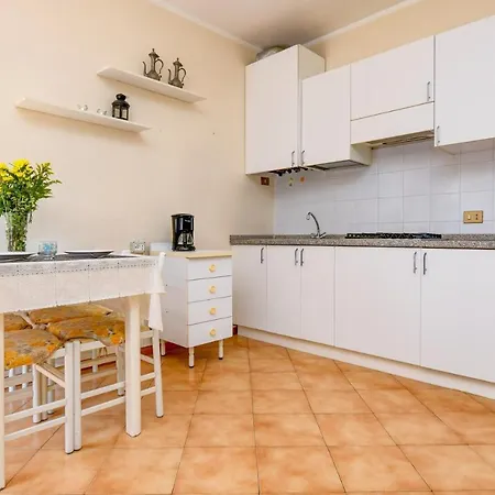 Pietre Antiche 1 Apartament