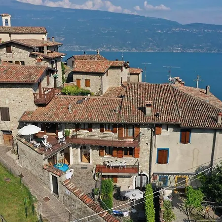 Pietre Antiche 1 * Gargnano