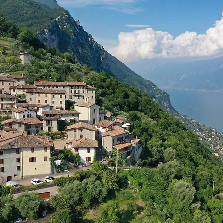 Pietre Antiche 1 Apartament Gargnano