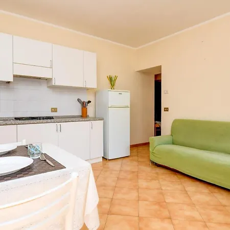 Apartament Pietre Antiche 1 *