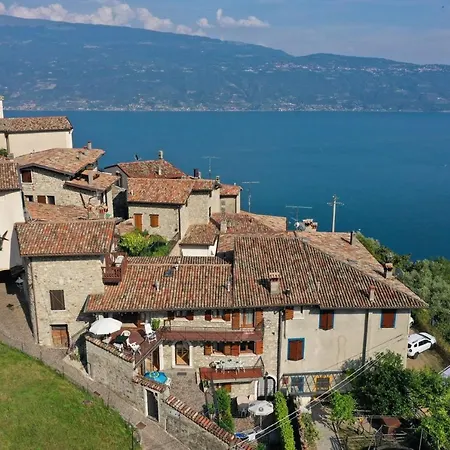 Pietre Antiche 1 Apartament